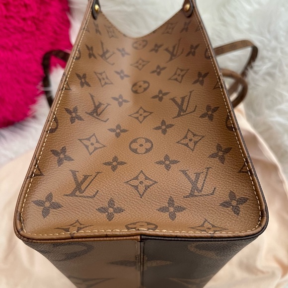 ❣️❣️❣️SOLD on IG❣️❣️❣️ ON THE GO MM w/ Monogram & reverse monogram - Picture 11 of 11